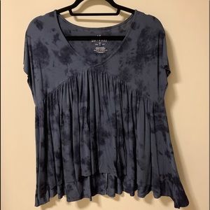 soft and sexy AEO tie dye shirt